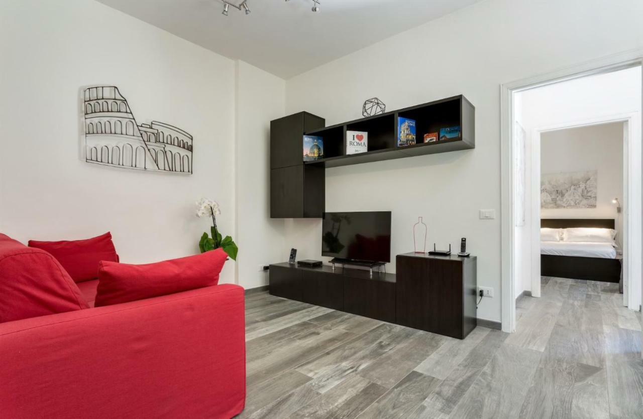 Porta Latina Suite, Elegant